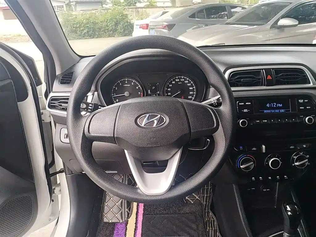 Hyundai Verna 2019 — фото 11