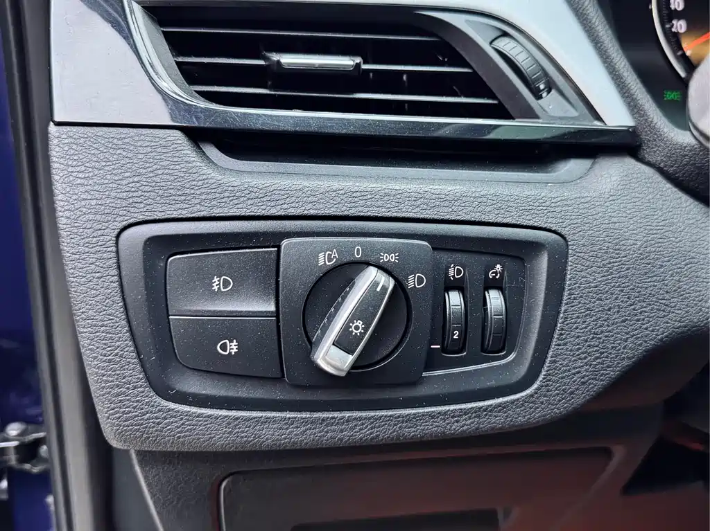 BMW X1 2019 — фото 12
