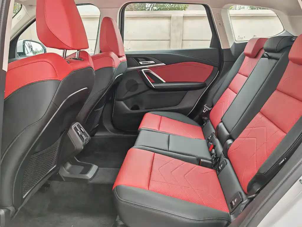 BMW X1 2025 — фото 15