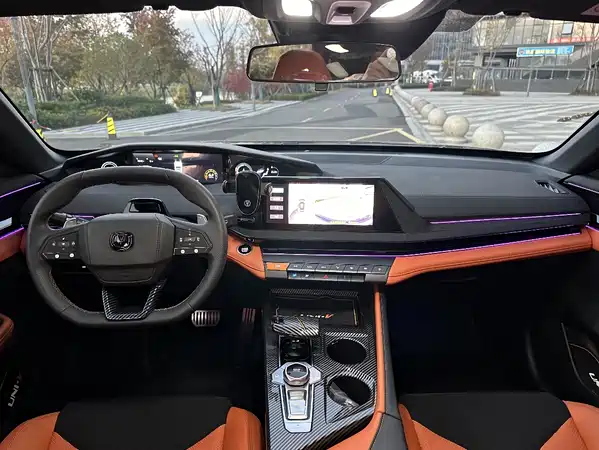 Changan UNI-V 2023