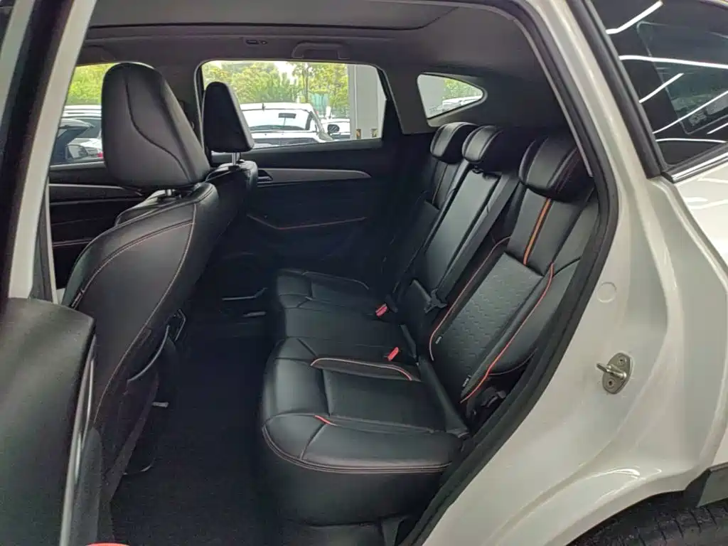 Haval F7 2021 — фото 17