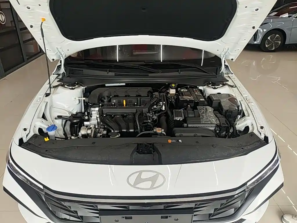 Hyundai Elantra 2026 — фото 16