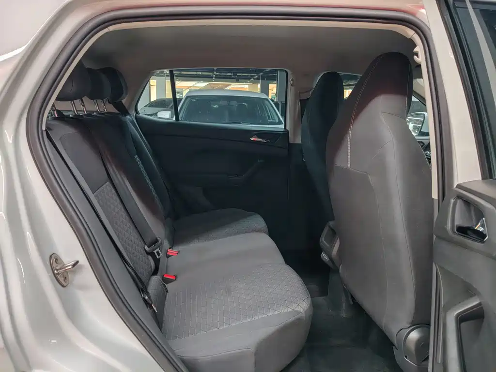 Volkswagen T-Cross 2025
