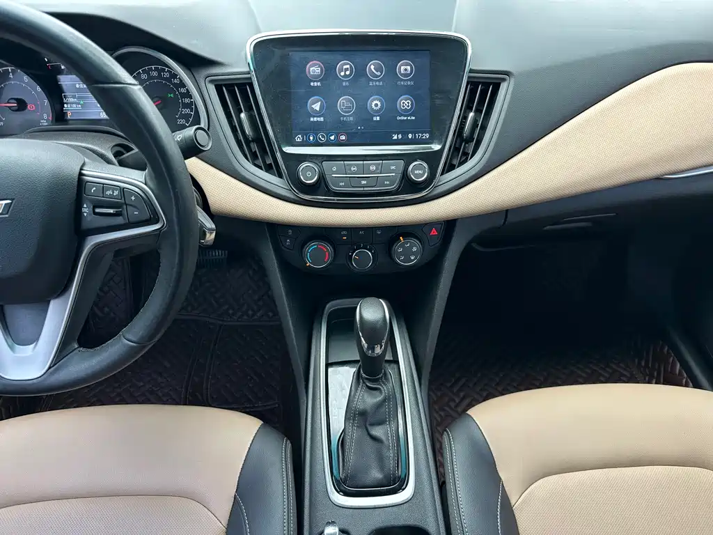 Chevrolet Cruze 2021 — фото 15