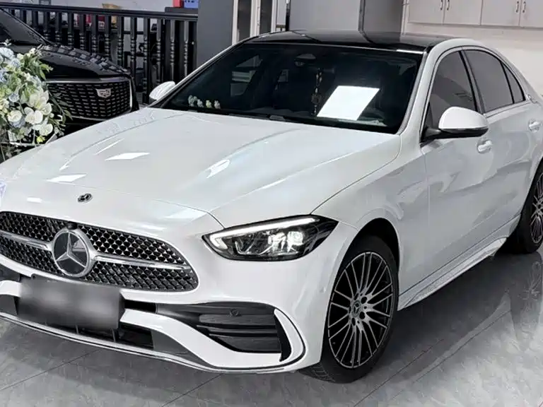 Mercedes-Benz C-Class 2025 — фото 2
