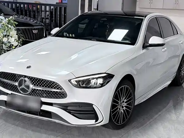 Mercedes-Benz C-Class 2025