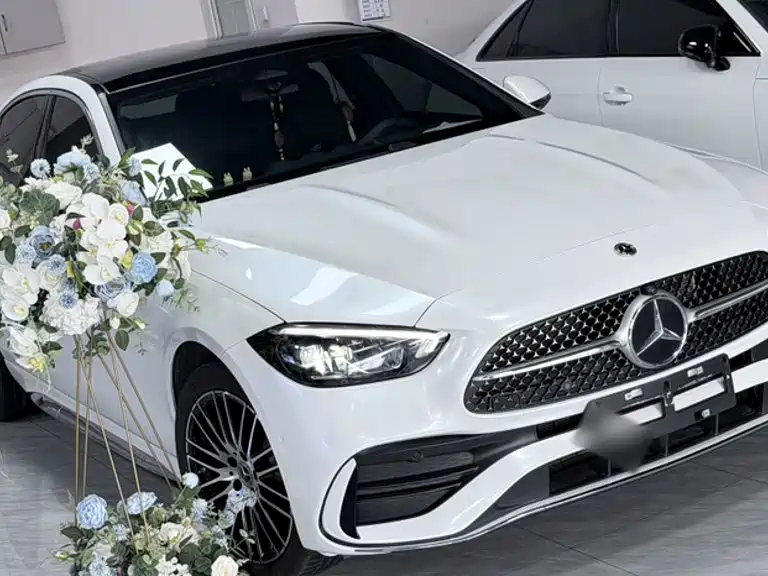 Mercedes-Benz C-Class 2025 — фото 8