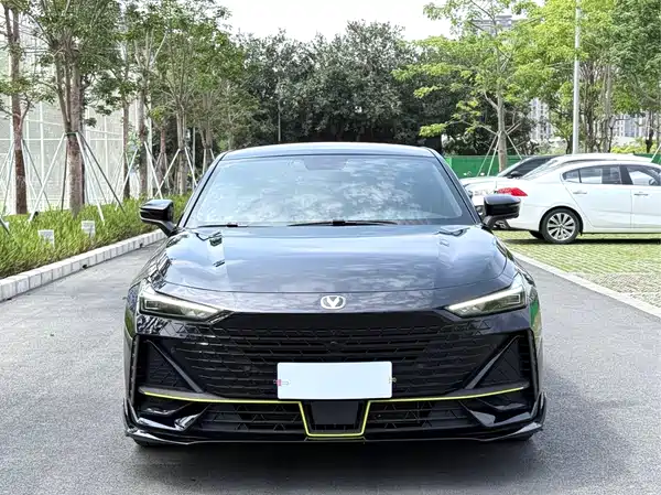 Changan UNI-V 2022