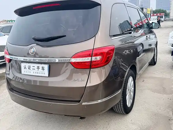 Buick GL8 2016