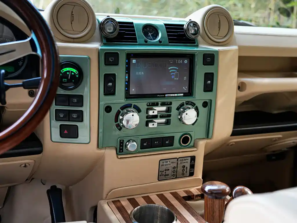 Land Rover Defender 2013 — фото 17