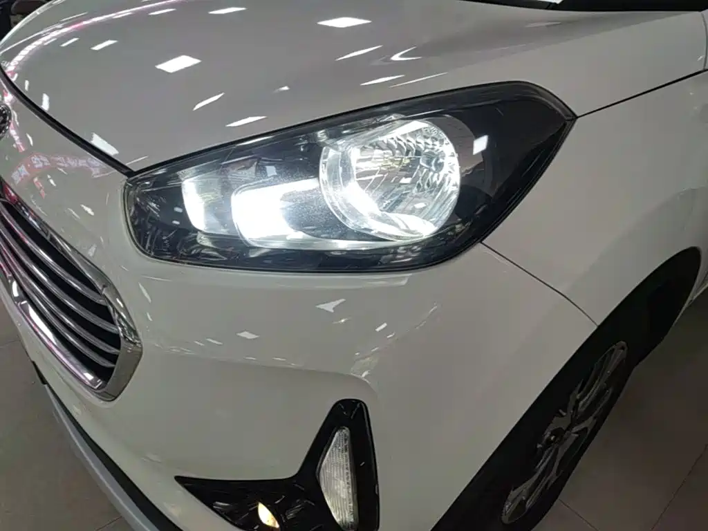 Kia KX3 2017 — фото 24