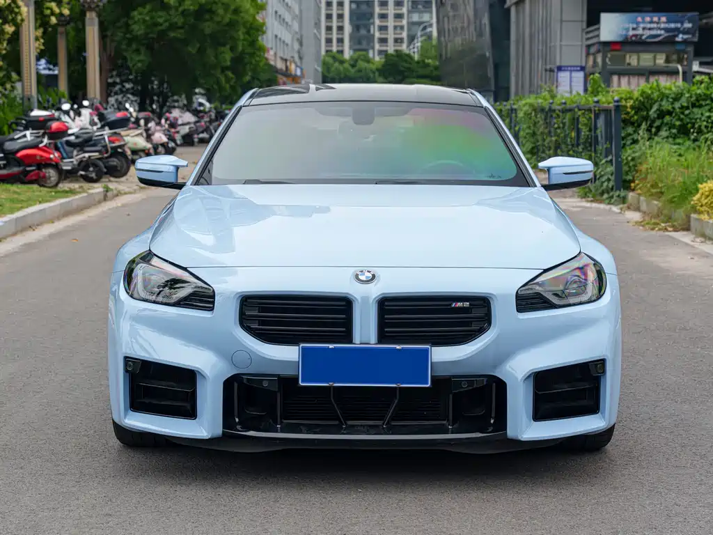 BMW M2 2023 — фото 2