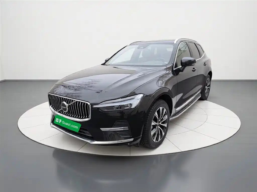 Volvo XC60 2024 — фото 2