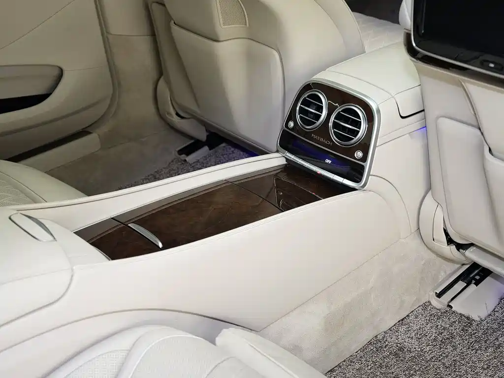 Mercedes-Benz Maybach S-Class 2017 — фото 14
