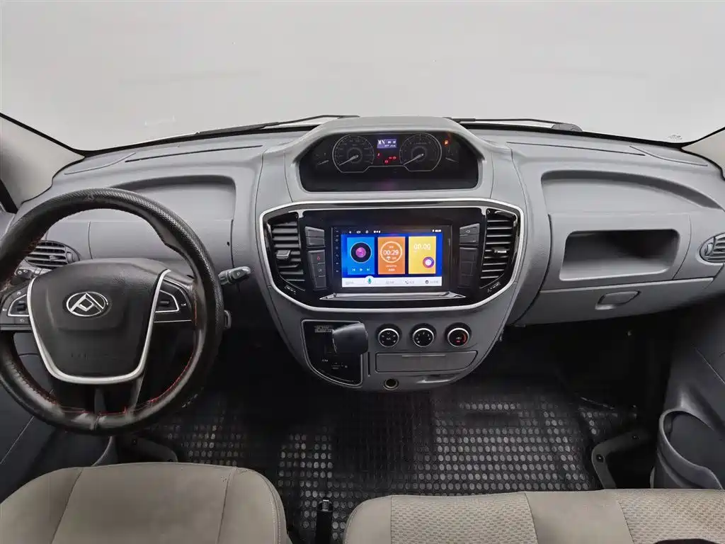 Maxus V80 2023