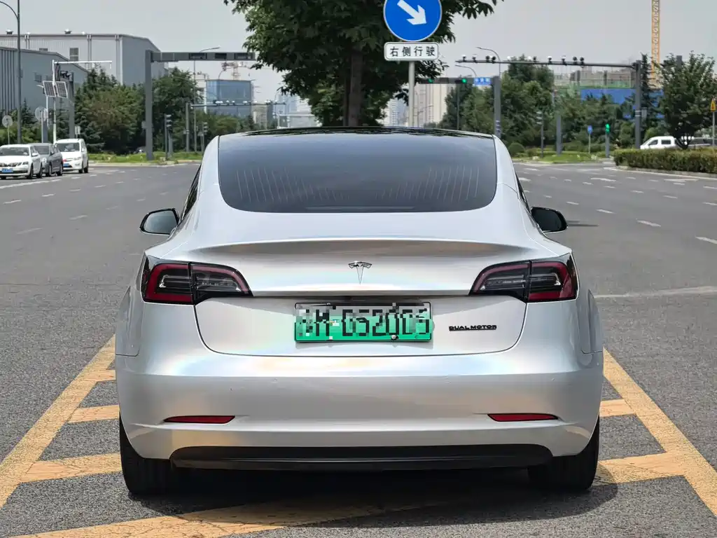 Tesla Model 3 2020 — фото 8