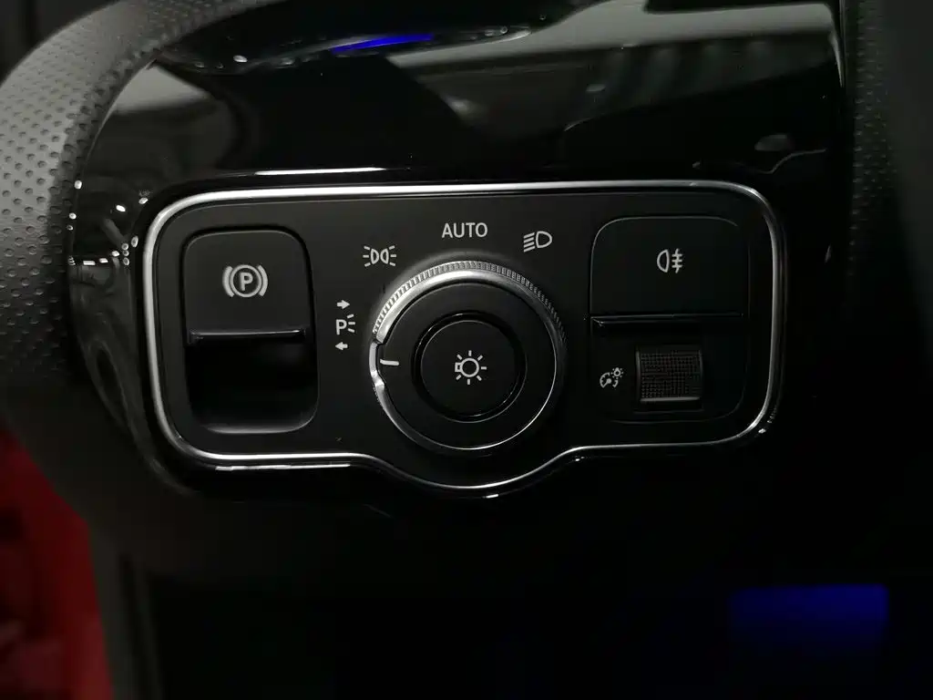 Mercedes-Benz A-Class 2019 — фото 21