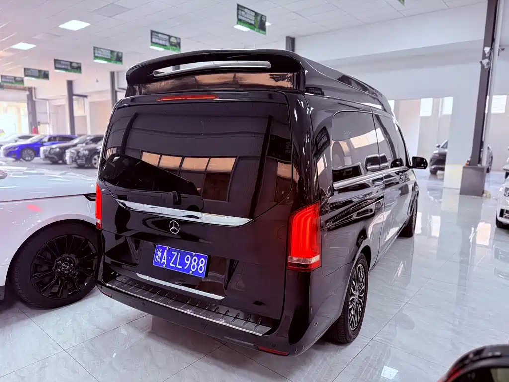 Mercedes-Benz V-Class 2020 — фото 4