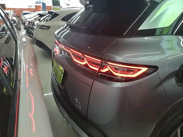 BYD Song L DM-i 2026