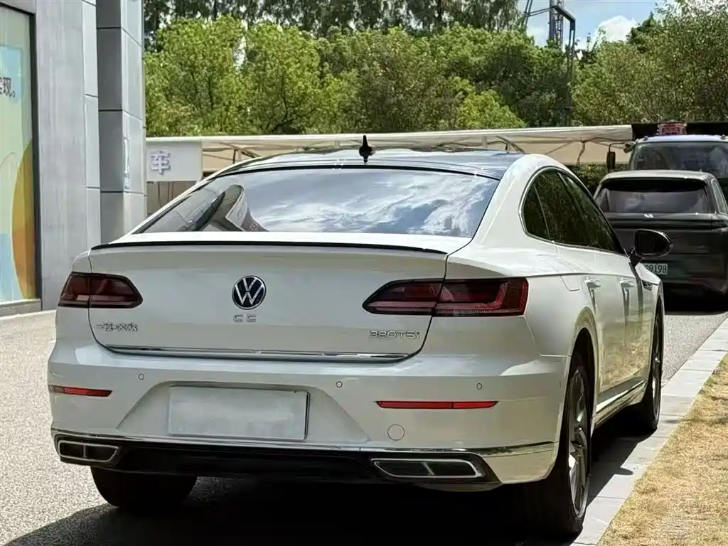 Volkswagen CC 2021 — фото 11