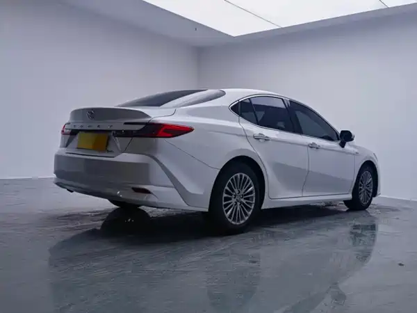 Toyota Camry 2025