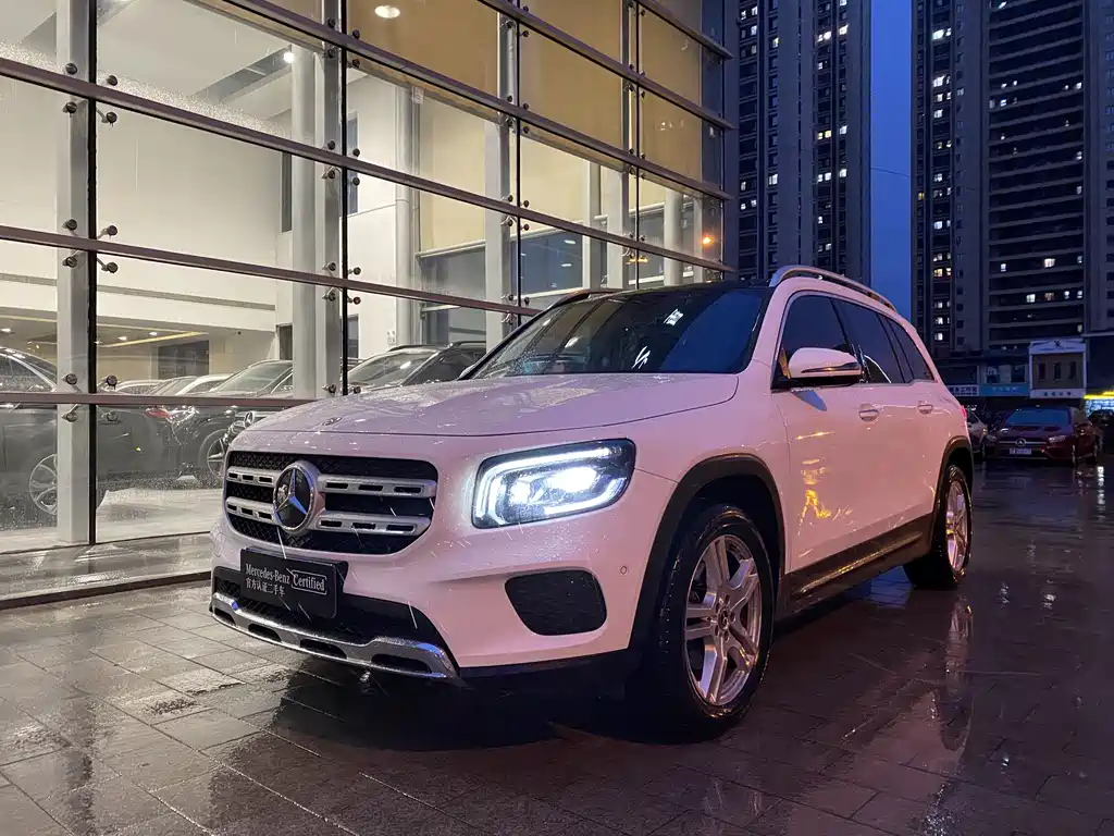 Mercedes-Benz GLB 2020 — фото 1