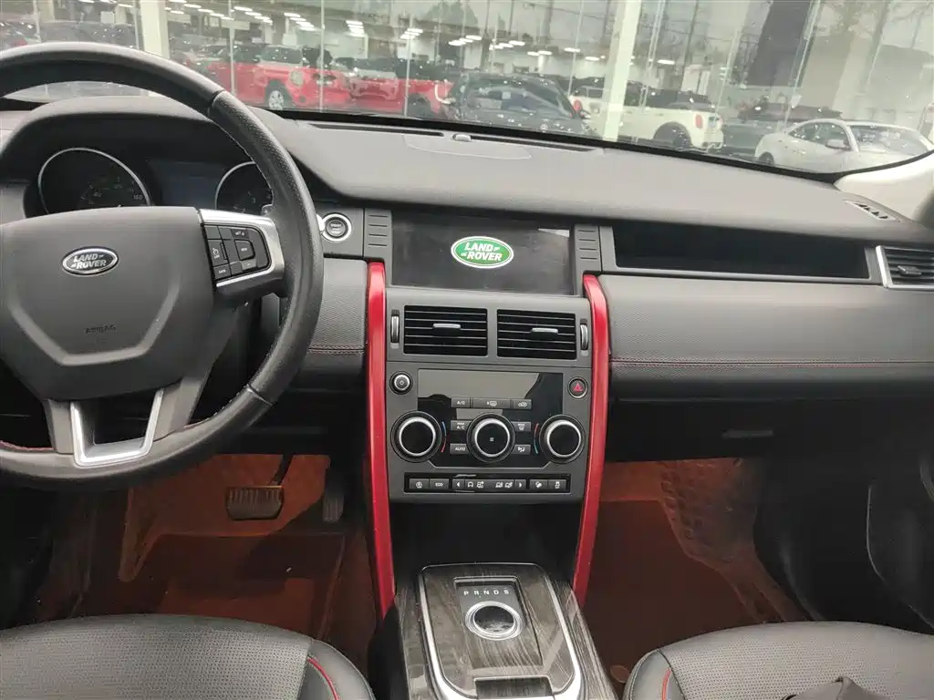 Land Rover Discovery Sport 2019 — фото 9