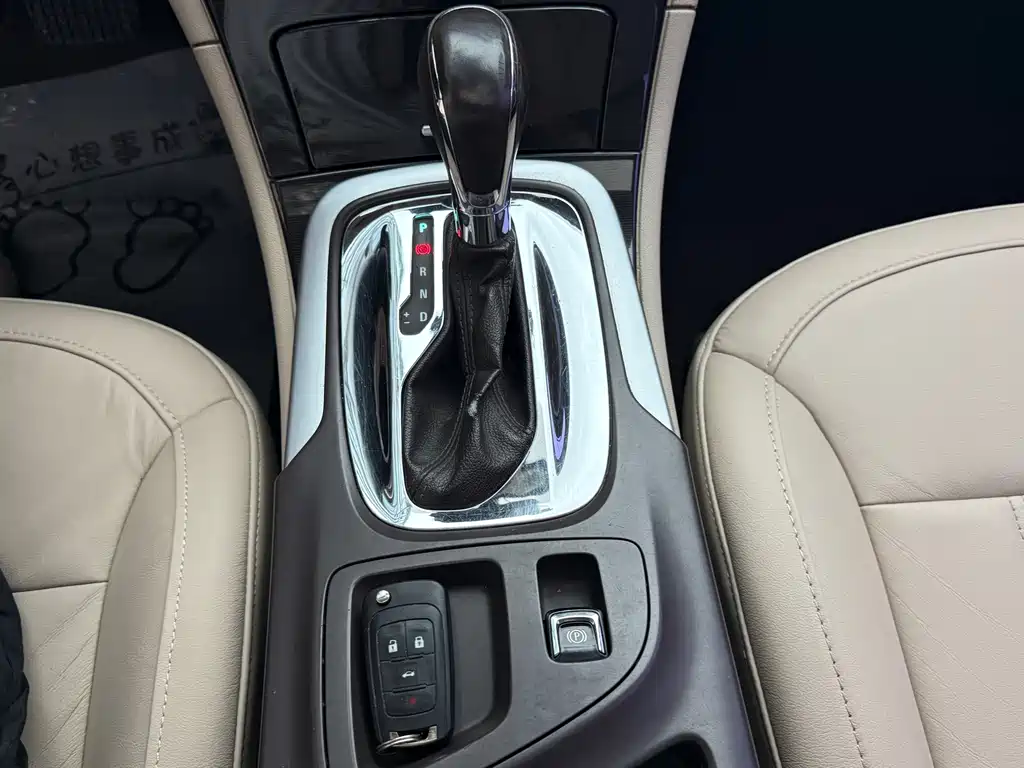 Buick Regal 2015 — фото 13