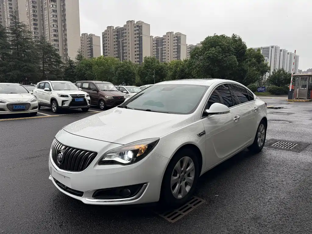 Buick Regal 2015 — фото 1