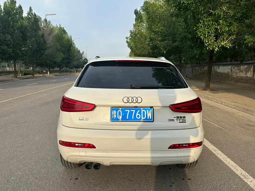 Audi Q3 2016 — фото 13