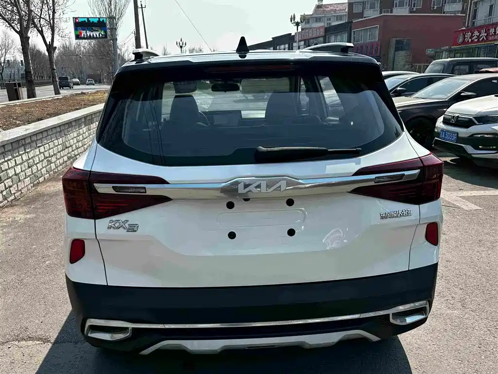 Kia KX3 2021 — фото 16