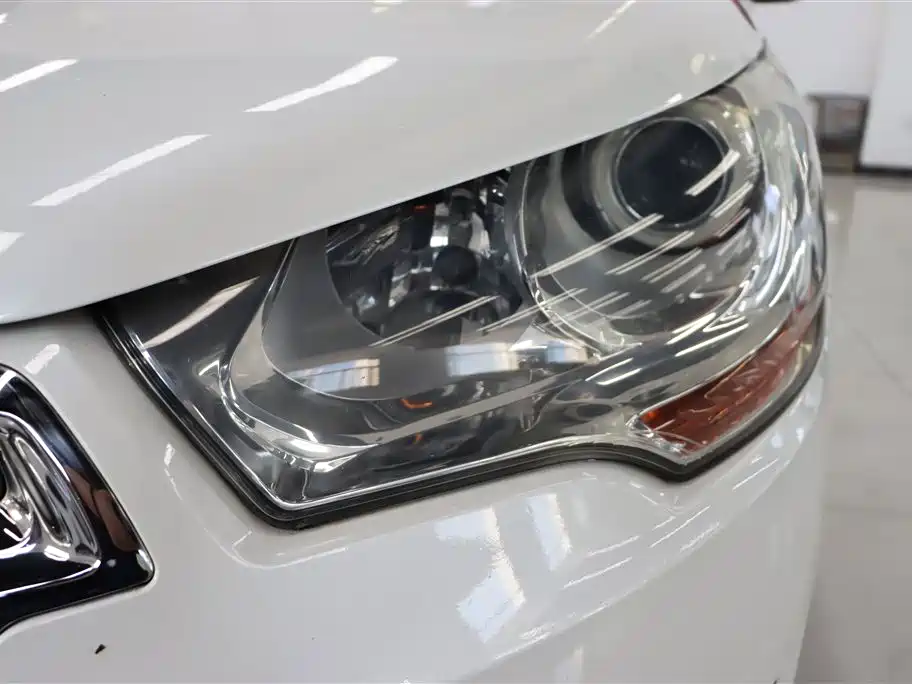 Citroën C4L 2013 — фото 11
