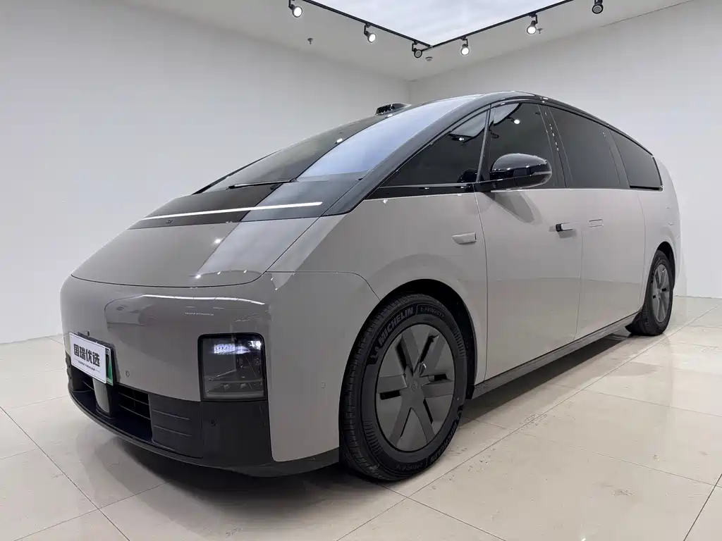 Li Auto Li MEGA 2026