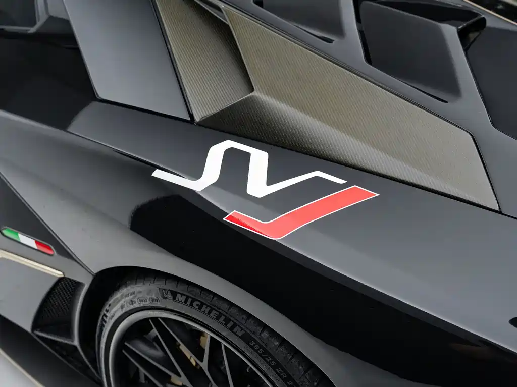 Lamborghini Aventador 2012 — фото 13