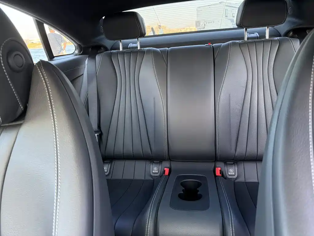 Mercedes-Benz E-Class 2023 — фото 10