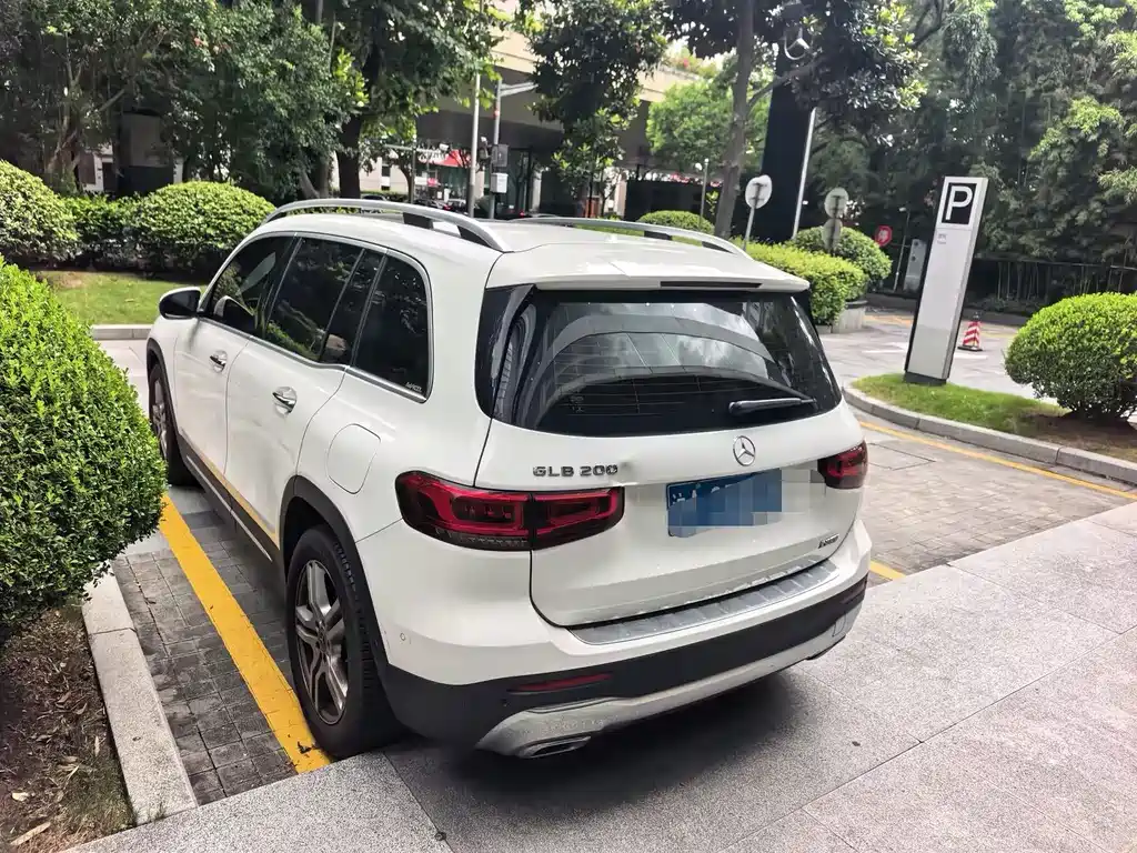 Mercedes-Benz GLB 2020