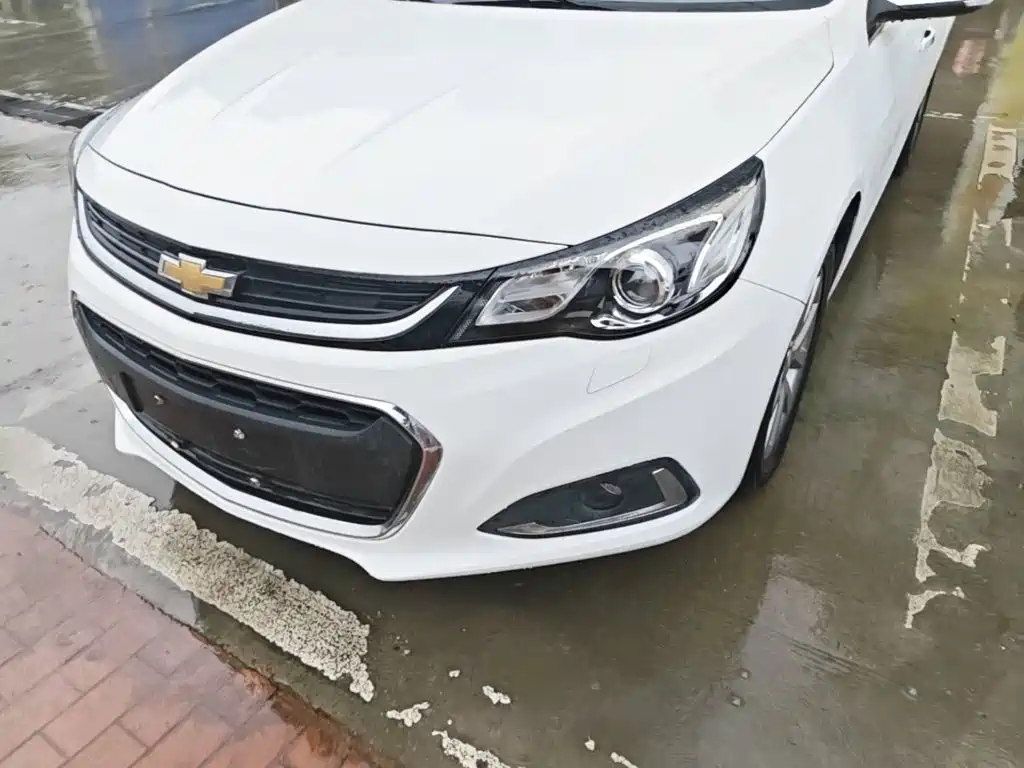 Chevrolet Malibu 2018 — фото 24