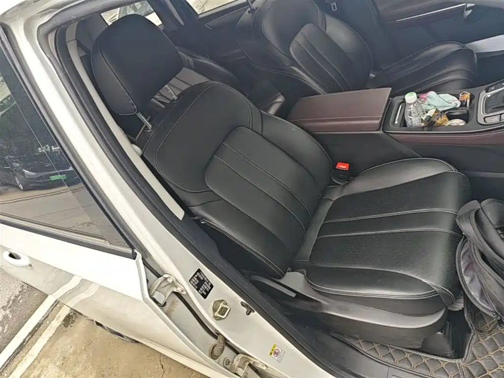 GAC Motor Trumpchi M6 2022 — фото 25