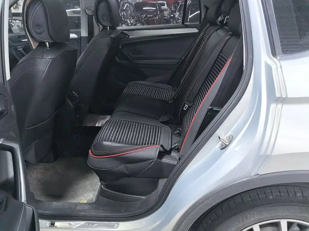 Volkswagen Tiguan L 2018 — фото 9