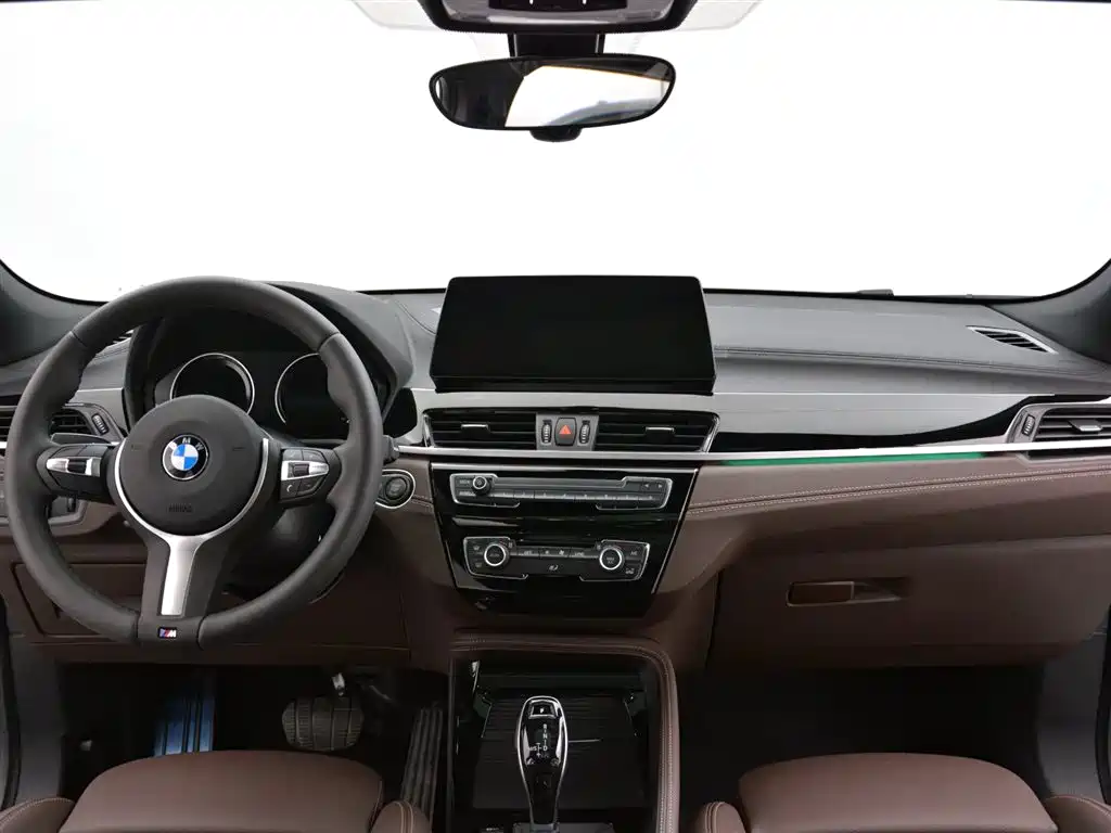 BMW X2 2023 — фото 12