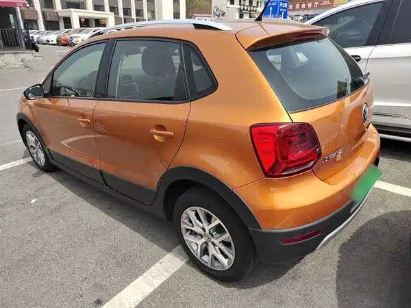 Volkswagen Polo 2016