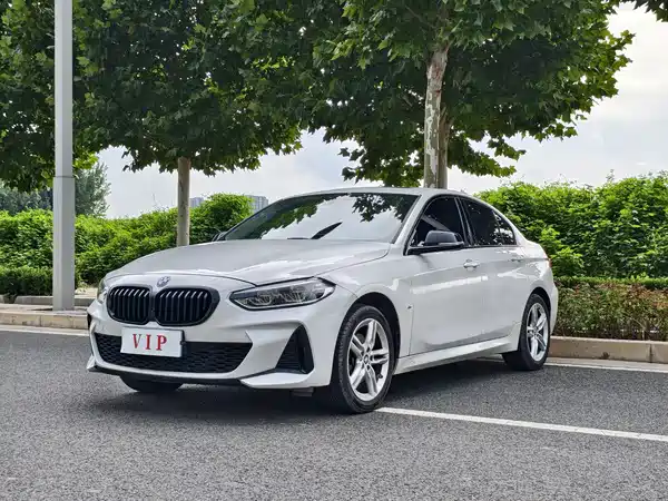 BMW 1 Series 2022