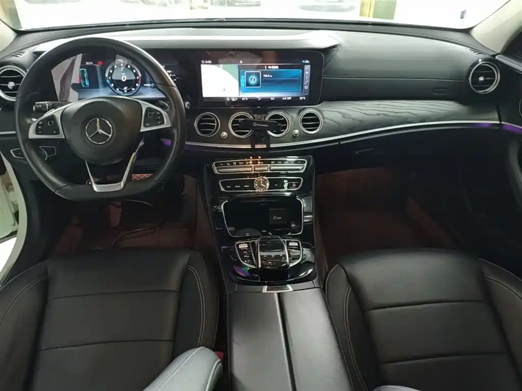 Mercedes-Benz E-Class 2016 — фото 10