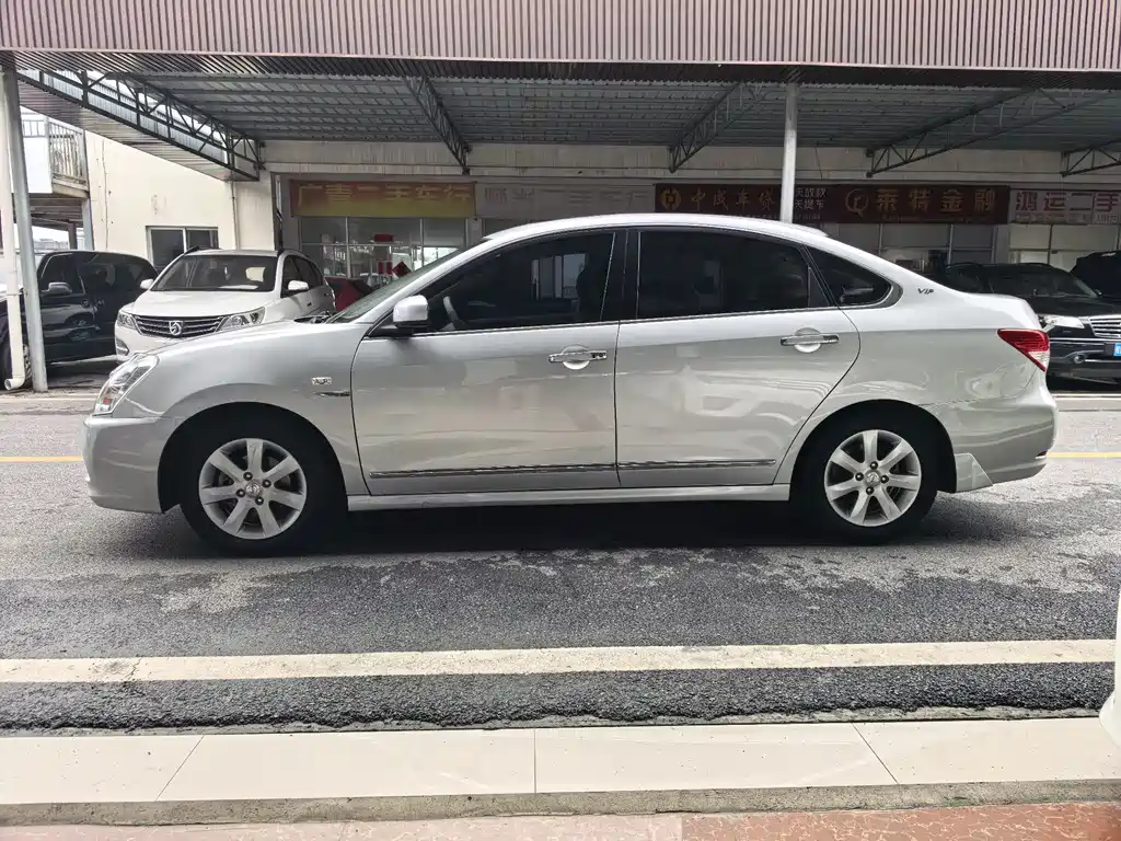 Nissan Sylphy 2010 — фото 3