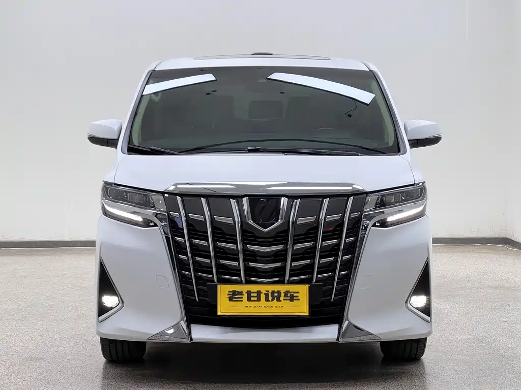 Toyota Alphard 2022 — фото 2