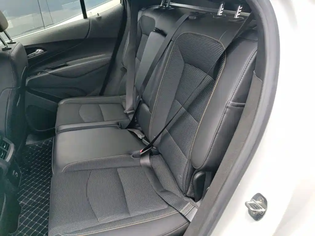 Chevrolet Equinox 2018 — фото 17