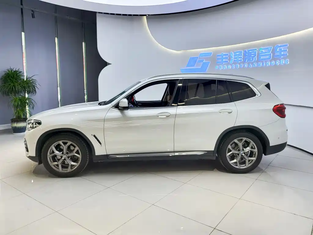 BMW X3 2020 — фото 3