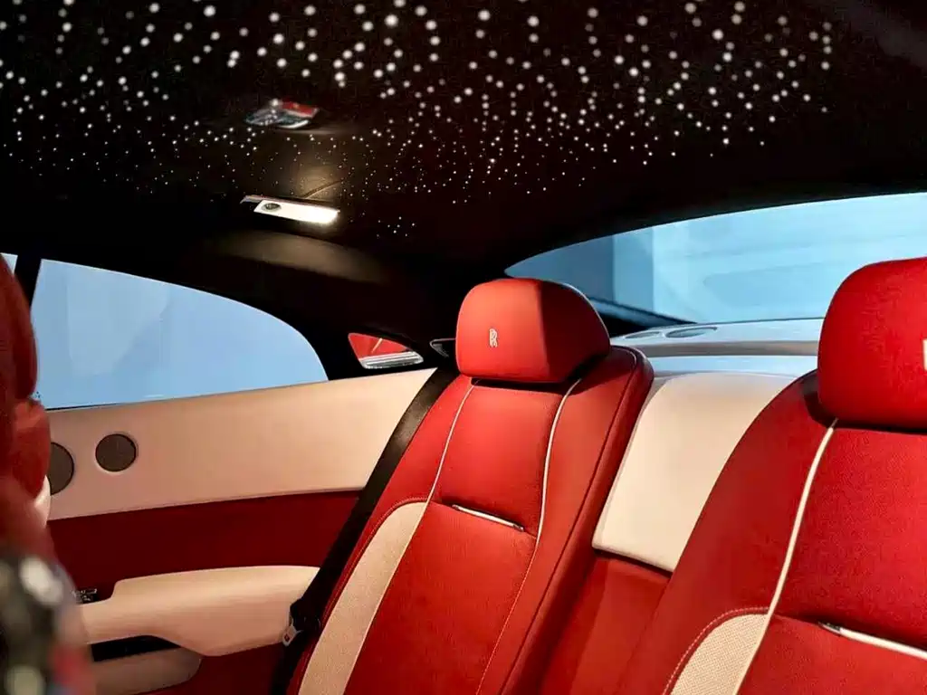 Rolls-Royce Wraith 2019 — фото 13