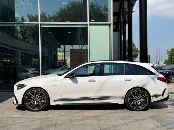 Mercedes-Benz C-Class AMG 2024