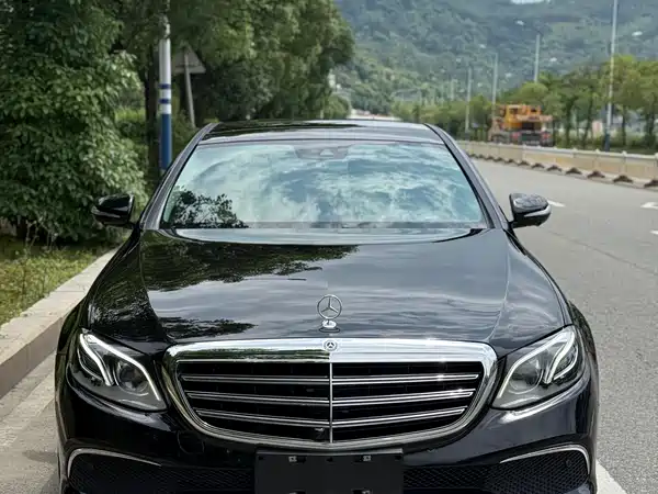 Mercedes-Benz E-Class 2018